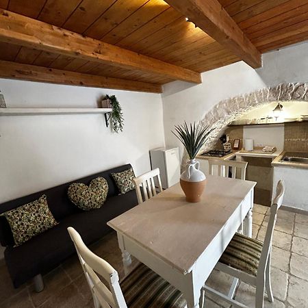 La 9 Guest House Ostuni Kültér fotó